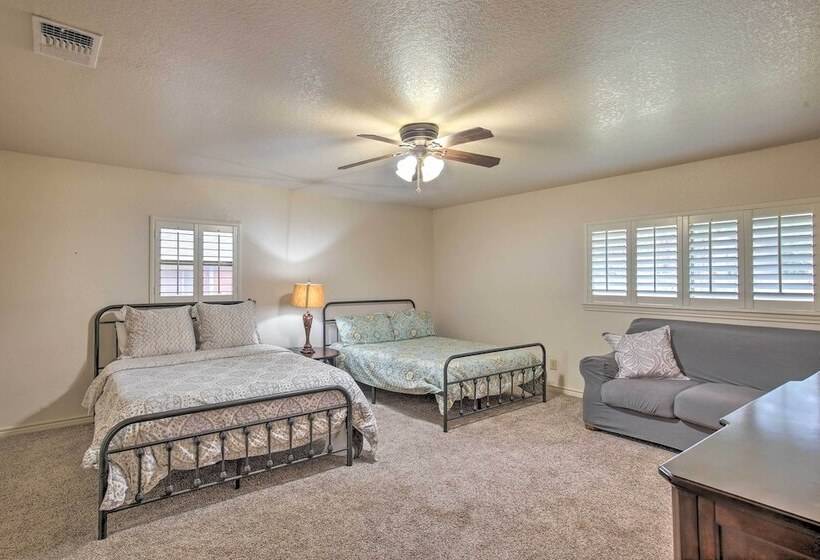 Pet Friendly Seguin Retreat W/ Deck & River Views!