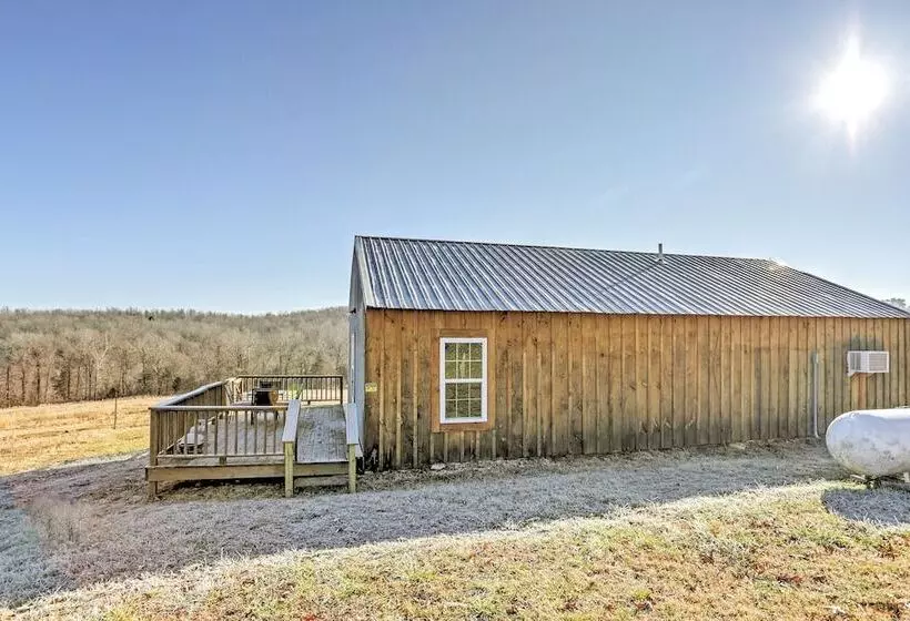 Secluded Everton Retreat W/ Ozark Mountain Views!