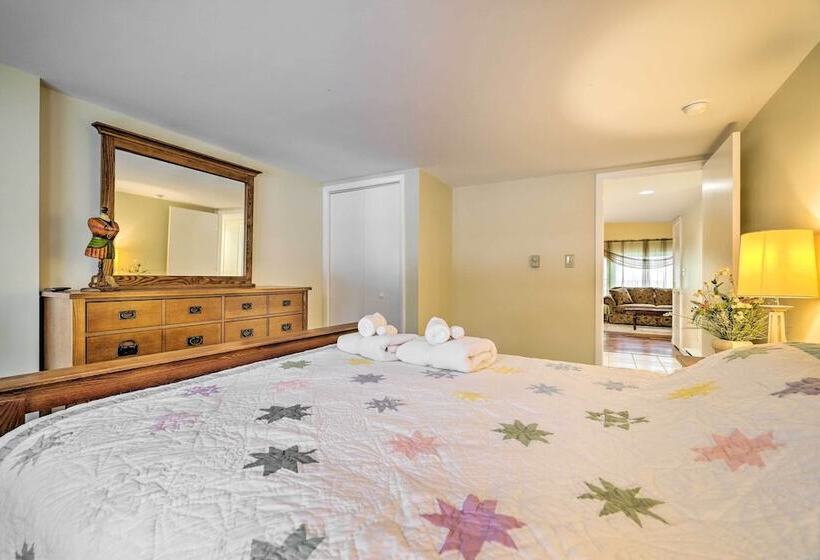 Quiet Tobyhanna Home With Hot Tub And Deck!