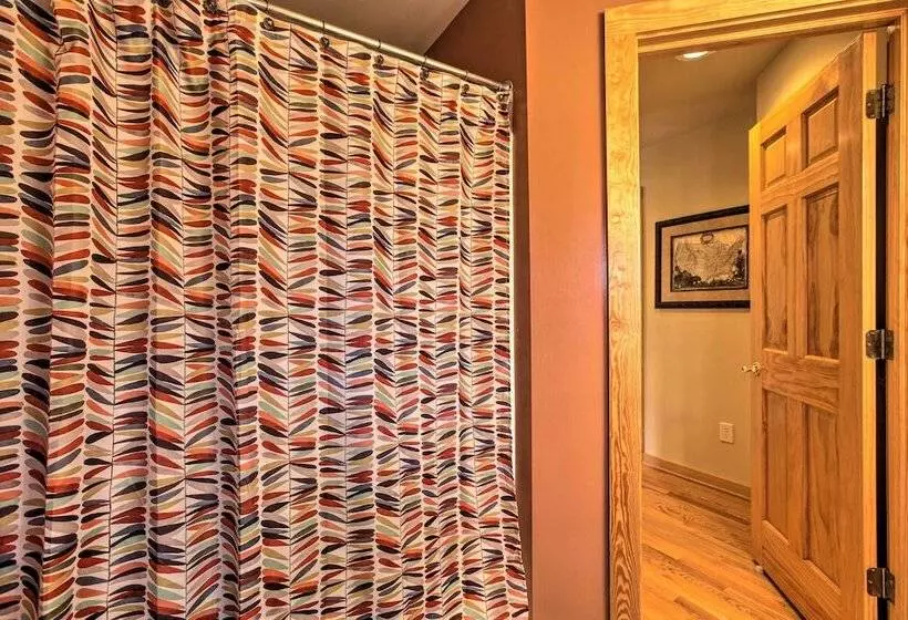 Wintergreen Resort Cabin: Near The Slopes!