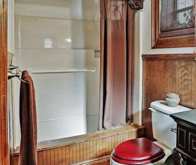 Waterfront Astor Studio Cabin W/ Private Boat Dock