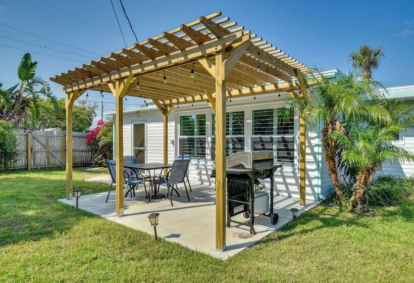 Charming Port Orange Home Walk To Beach!