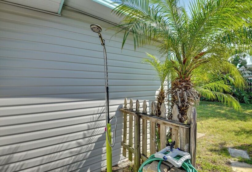 Charming Port Orange Home Walk To Beach!