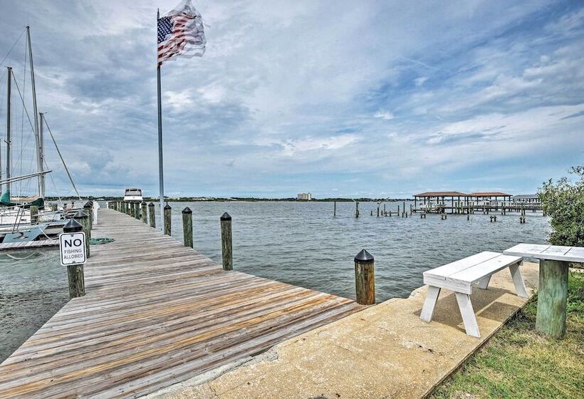 Charming Port Orange Home Walk To Beach!