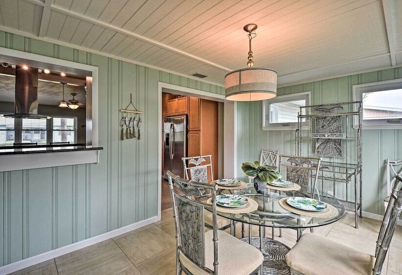 Charming Port Orange Home Walk To Beach!