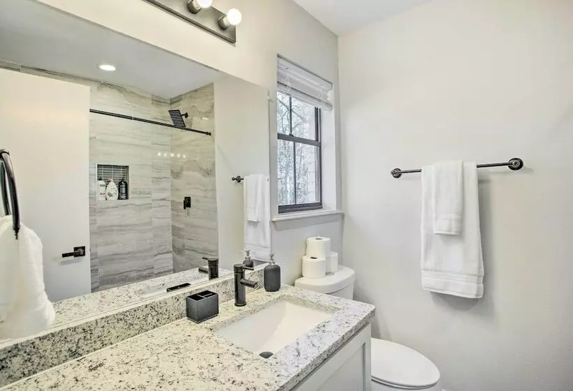 Charming Sherman Home W/ Spacious Yard & Pond
