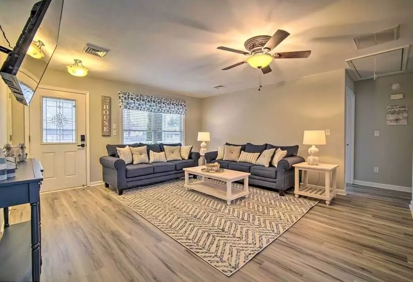 Charming Somers Point House W/ Private Pool!