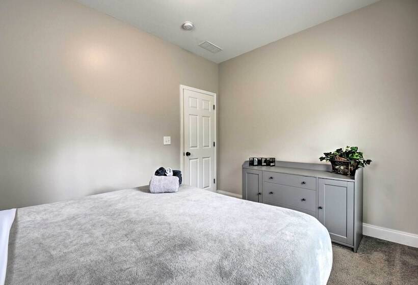 Chic Atlanta Home < 4 Mi To Mercedes Benz Stadium!