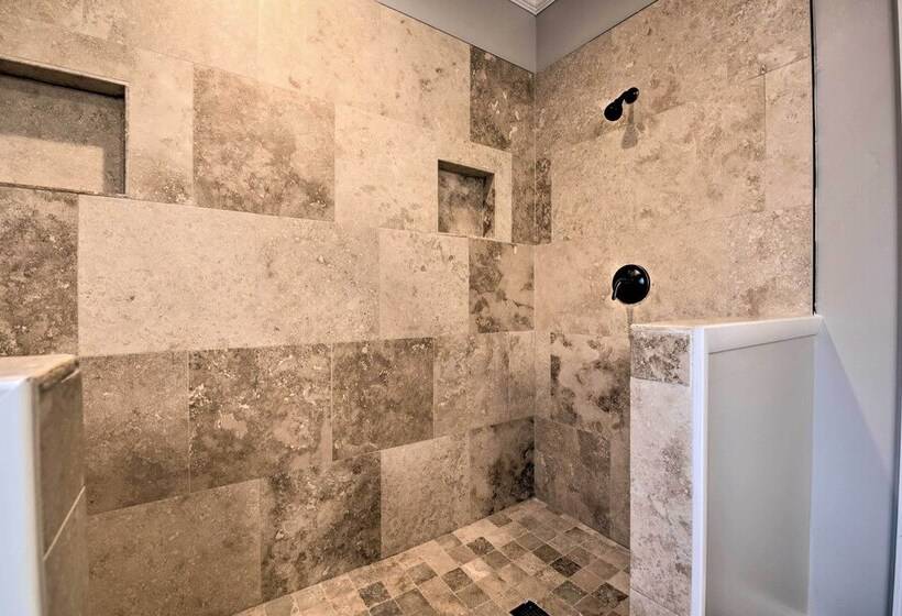 Chic Atlanta Home < 4 Mi To Mercedes Benz Stadium!