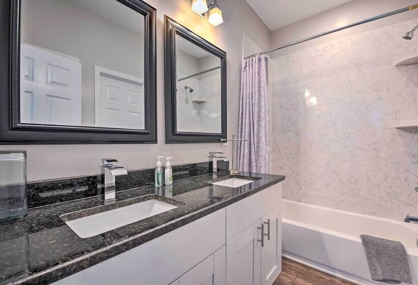 Chic Atlanta Home < 4 Mi To Mercedes Benz Stadium!