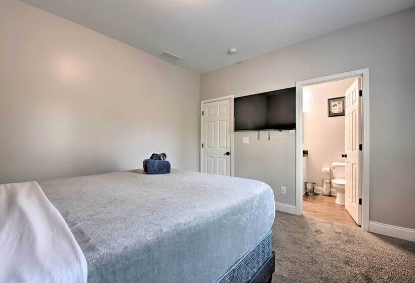 Chic Atlanta Home < 4 Mi To Mercedes Benz Stadium!