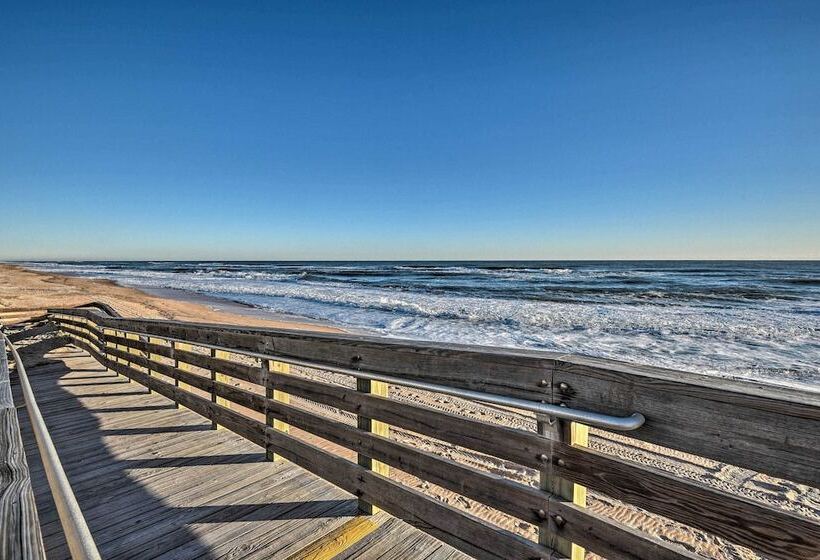 Pet Friendly Ormond Beach Home W/ Fire Pit!