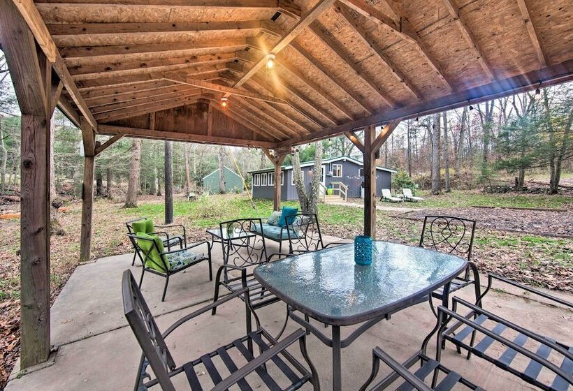 Creekside Stoney Cabin W/ 180 Ft Of River Frontage