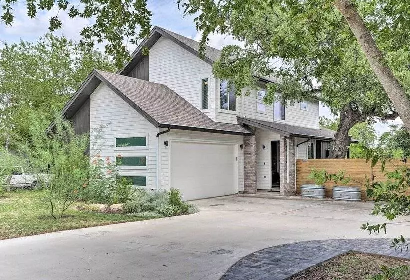 Gorgeous Georgetown Home, Walk To The Square!