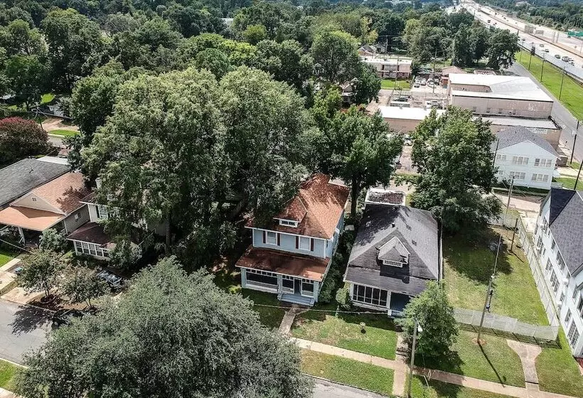 Haunted Shreveport Home ~ 3 Mi To Downtown Fun!