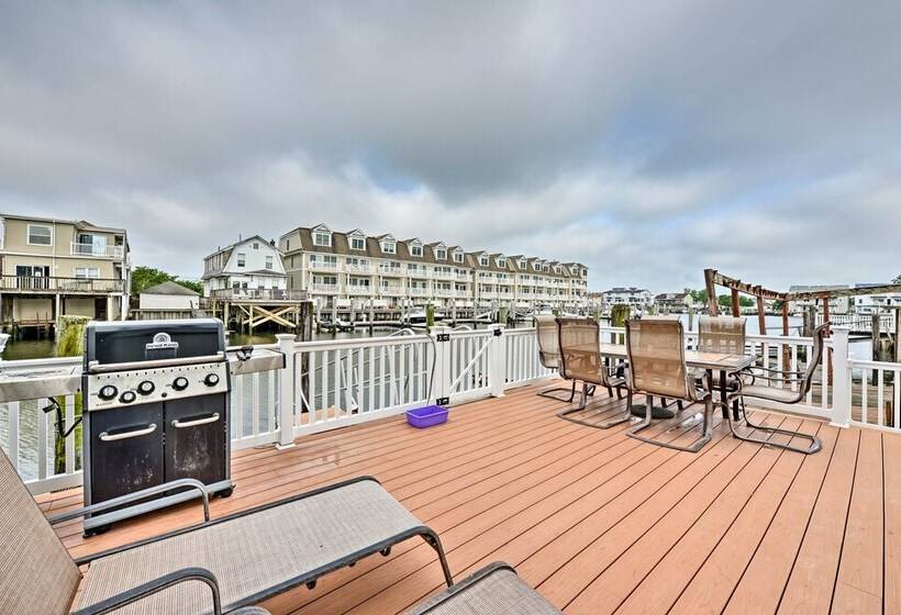 Home W/water Views, 1 Mi To Boardwalk/casinos