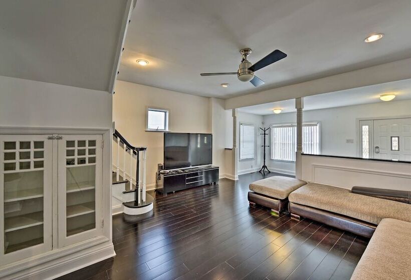 Home W/water Views, 1 Mi To Boardwalk/casinos