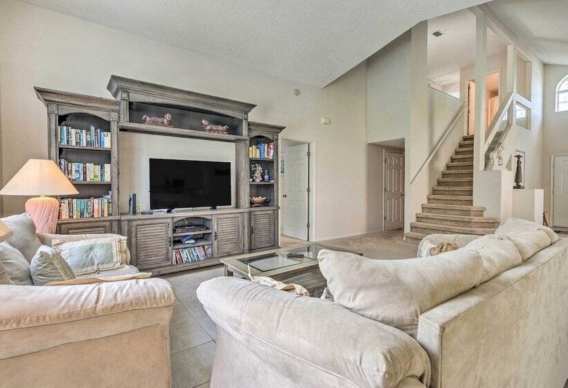 < 5 Mi To Disney Parks: Spacious Home W/ Lanai