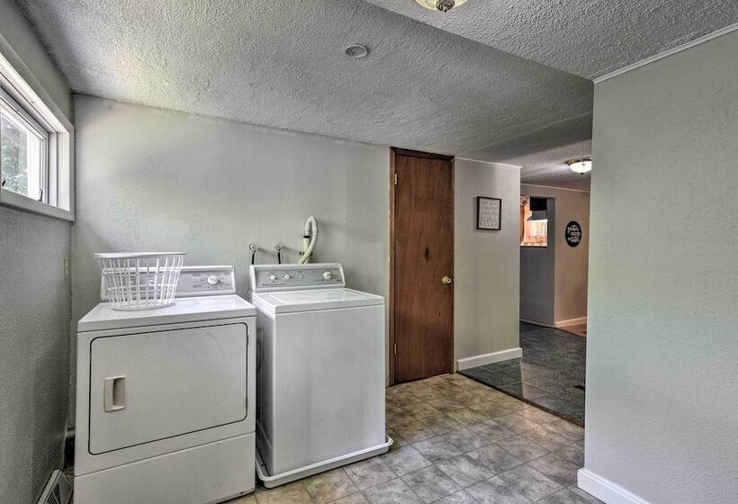 Lakefront Family Retreat W/ Private Dock!