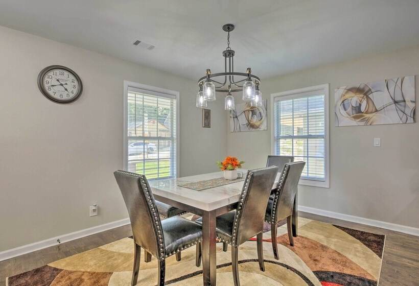 Lovely Atlanta Home < 3 Mi To State Farm Arena!