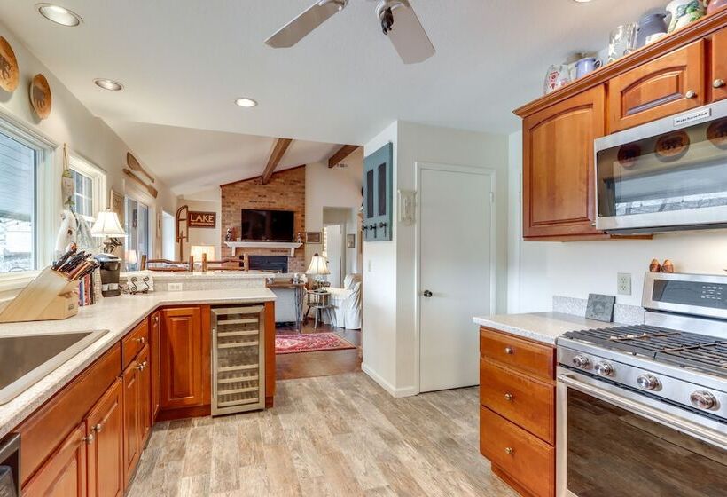 Nantahala Lake Family Home W/ Private Dock & Views