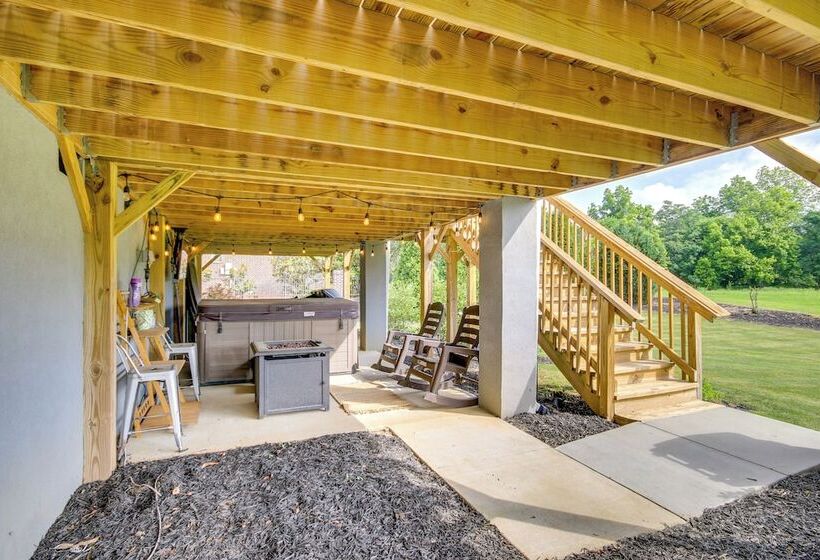 North Augusta Home W/ Hot Tub 2 Mi To Downtown!