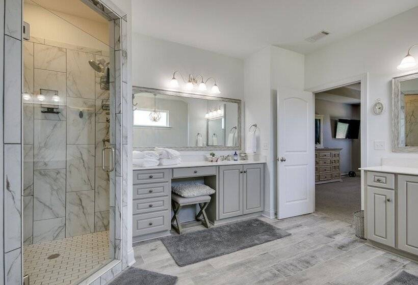 North Augusta Home W/ Hot Tub 2 Mi To Downtown!