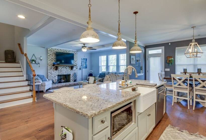 North Augusta Home W/ Hot Tub 2 Mi To Downtown!