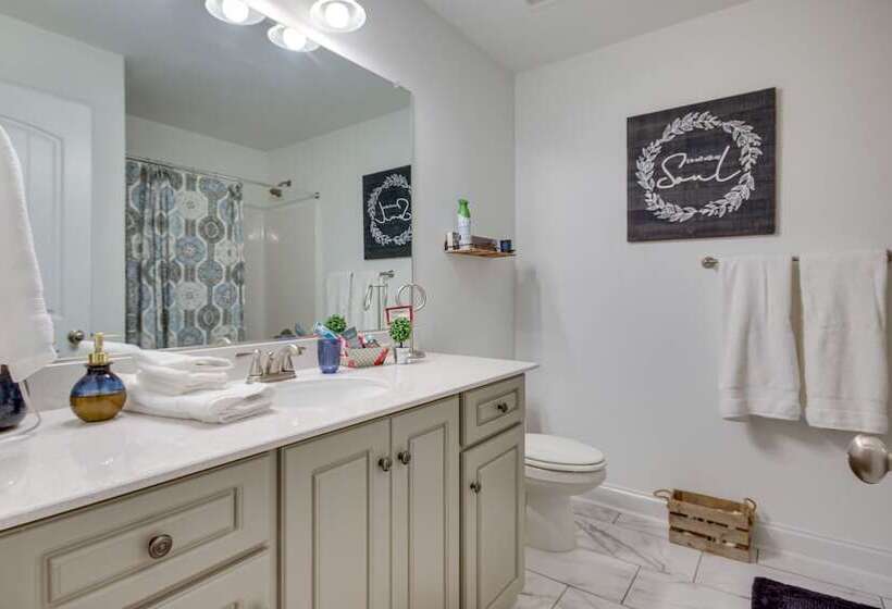 North Augusta Home W/ Hot Tub 2 Mi To Downtown!