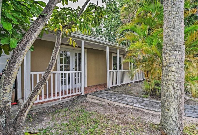 Retreat Half Mile To Beach/siesta Key Village