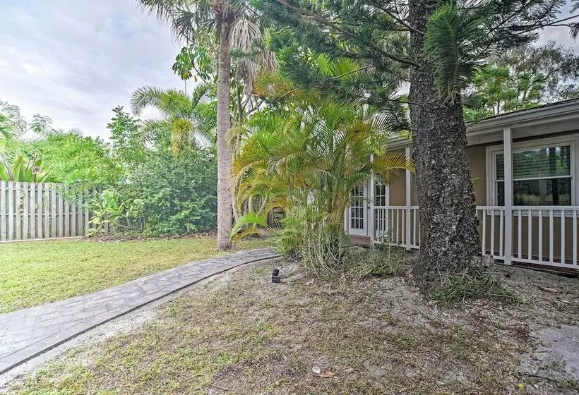 Retreat Half Mile To Beach/siesta Key Village