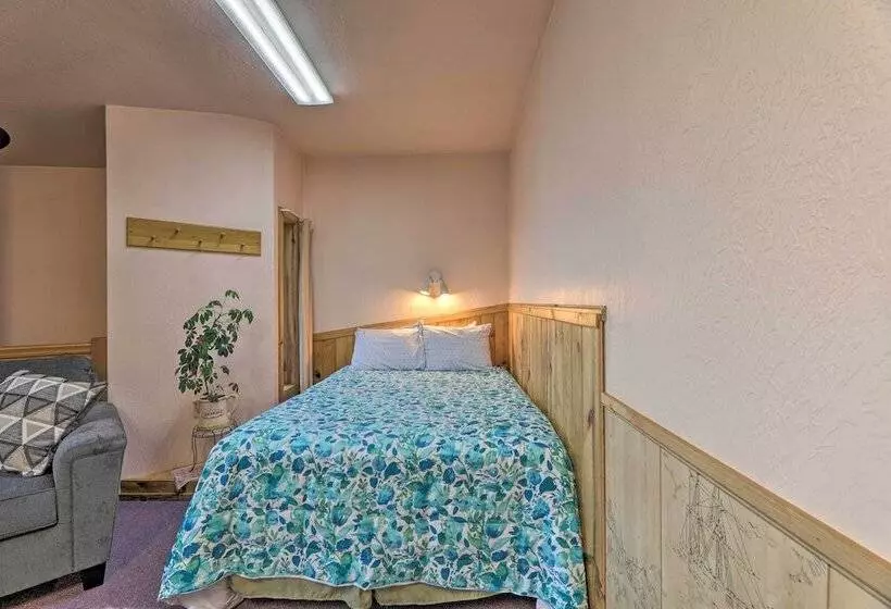 Sanderling Sea Cottages, Unit 2: Walk To Coast!