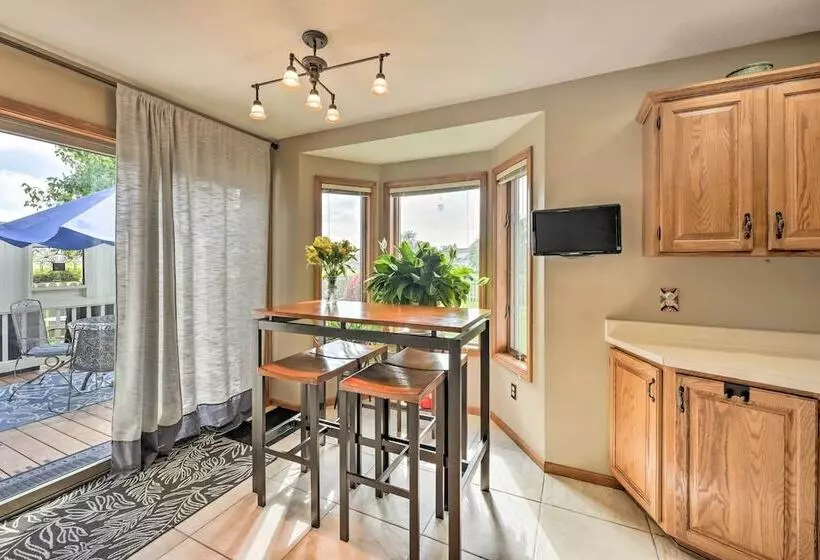 Spacious Fort Wayne Home W/ Yard + Gas Grill!