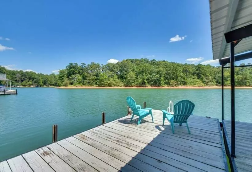 Spacious Lake Hartwell Home W/ Private Boat Dock!