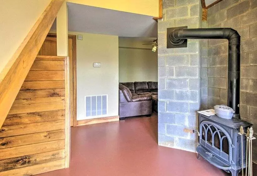 Spacious Lexington Home W/ Breathtaking Views