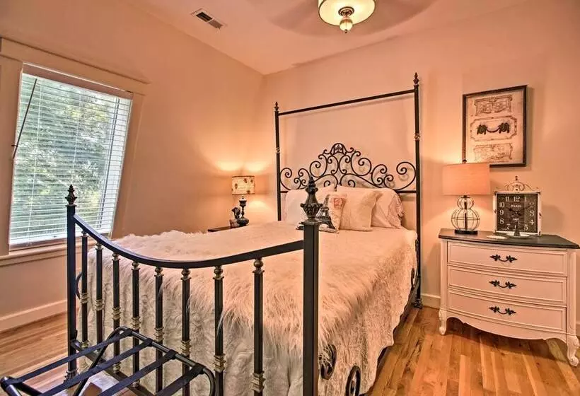 Spacious Mcgaheysville Family Retreat W/ Game Room