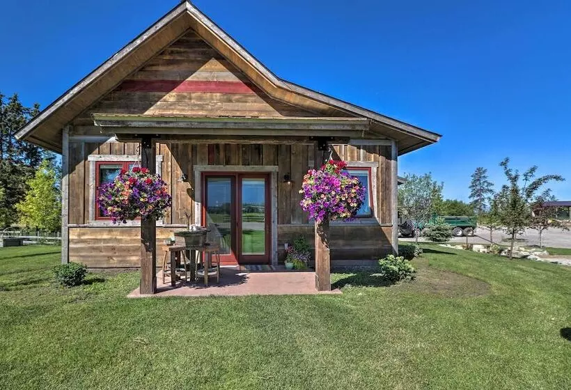 Stunning Kalispell Cottage On 30 Acre Farm!
