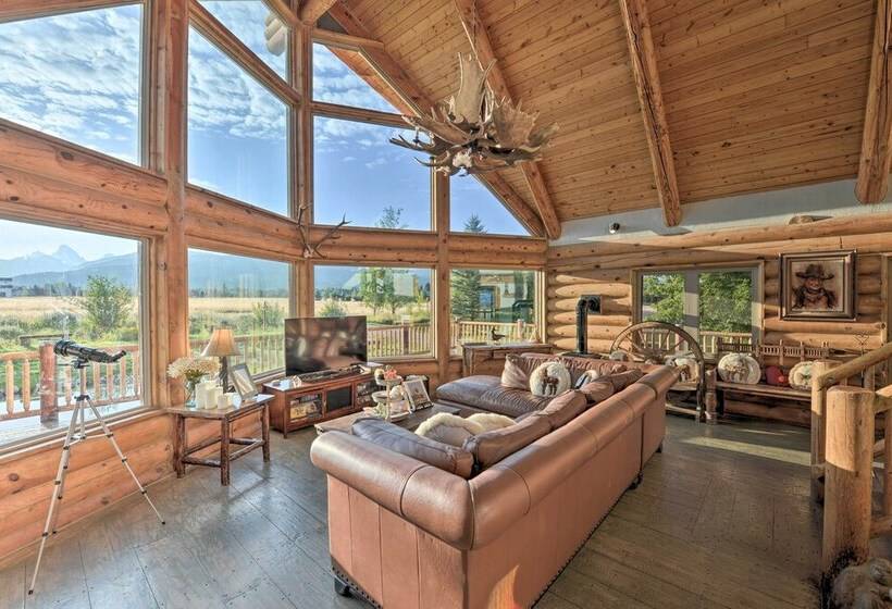 Stunning Driggs Retreat W/ Private Hot Tub & Pond!