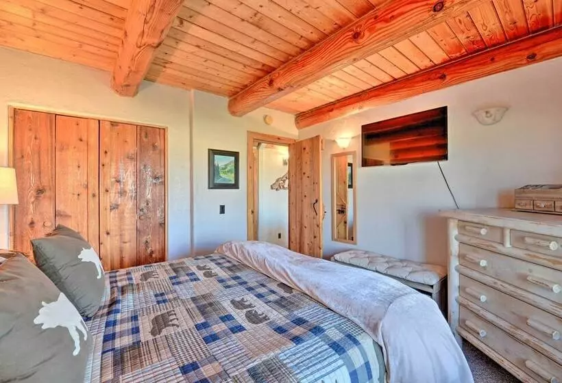 Stunning Driggs Retreat W/ Private Hot Tub & Pond!