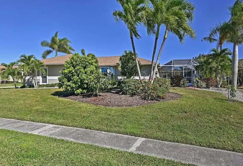 Sunny Marco Island Oasis < 2 Miles To Beach!