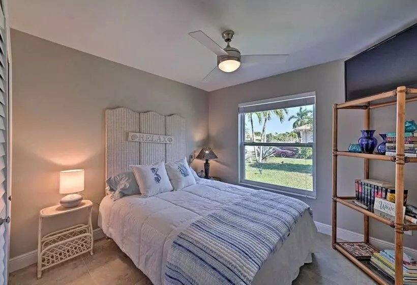Sunny Marco Island Oasis < 2 Miles To Beach!