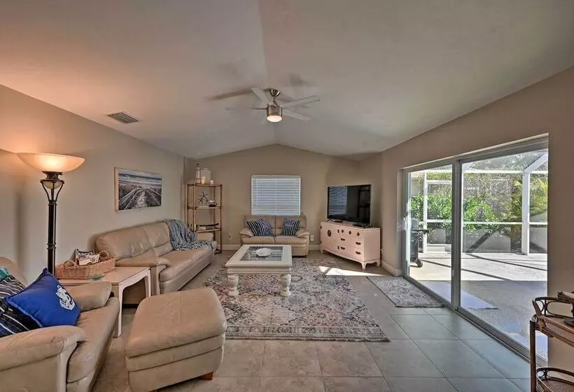 Sunny Marco Island Oasis < 2 Miles To Beach!