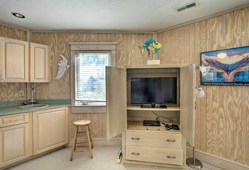 Sunset Beach Home W/ 4level Deck ~ 1 Mi To Pier!