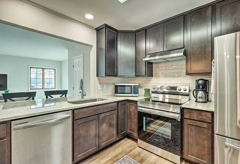 Waterfront Retreat < 4 Mi To Dtwn Cambridge!