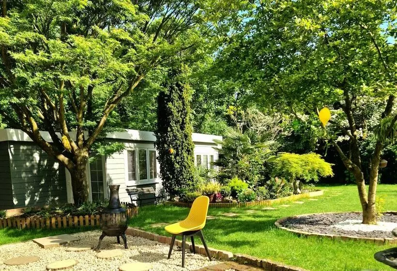 1 Bed Cottage Museum View Garden Free Parking