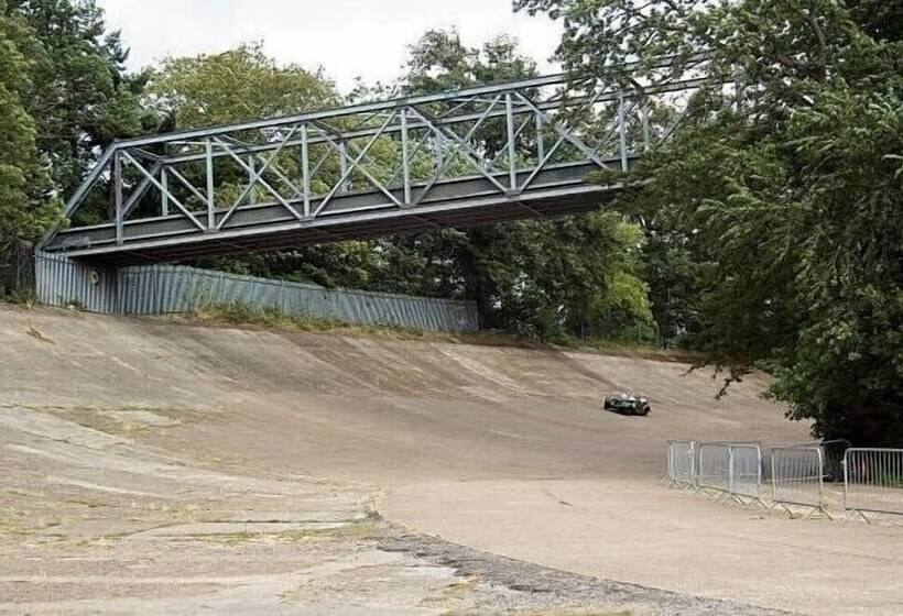 1 Bed Cottage Museum View Garden Free Parking