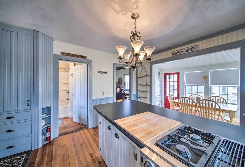 Charming Cottage W/ Patio, Walk To Boothbay Harbor