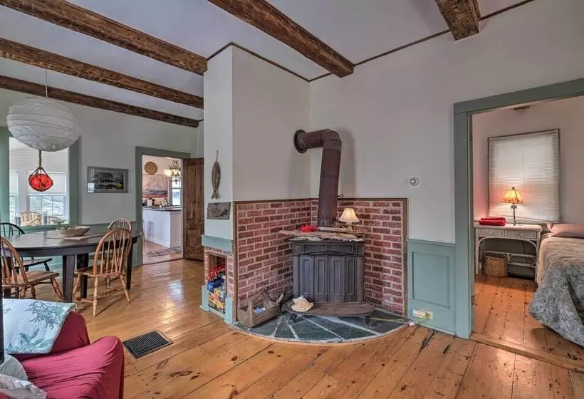 Charming Cottage W/ Patio, Walk To Boothbay Harbor