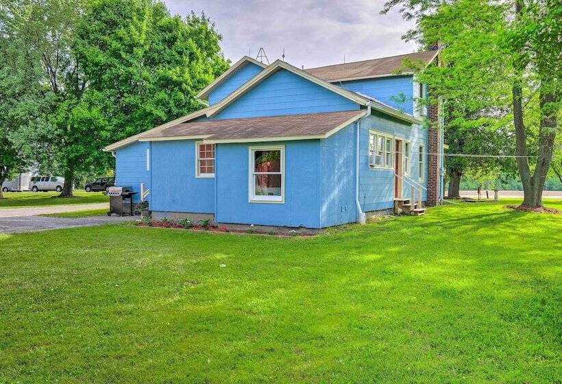 Charming Stanley Home W/ Yard, 7 Mi To Seneca Lake