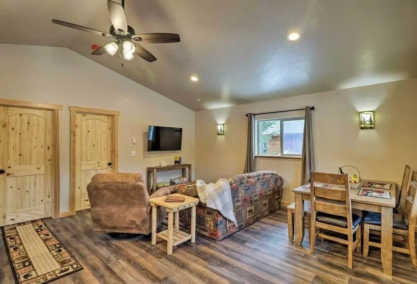Custom Cabin W/ Grill & Fire Pit: 7 Mi To Glacier!